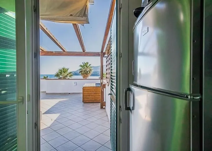 La Terrazza Sul Mare Lejlighed *